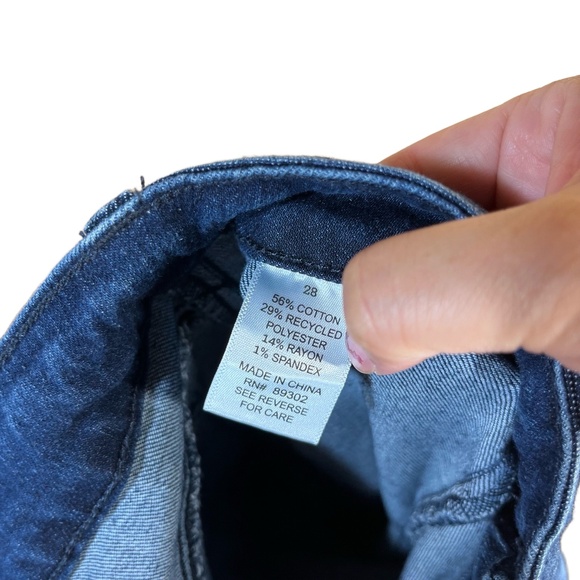 Altar'd State Blue Front Seam Detail Denim Flared Jeans‎ Size 28 - Picture 8 of 8